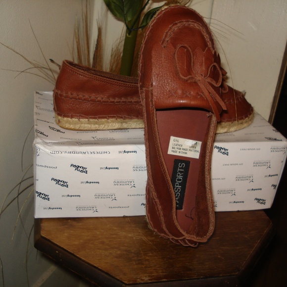 PASSWORD GENUINE LEATHER MOCCASINS 🎀 - Picture 4 of 8